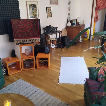 Nettes Apartment Im 14Ten Bezirk In Wien Екстериор снимка